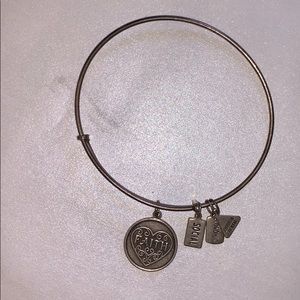 Faith bangle